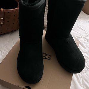 Womens Black UGG Shortie